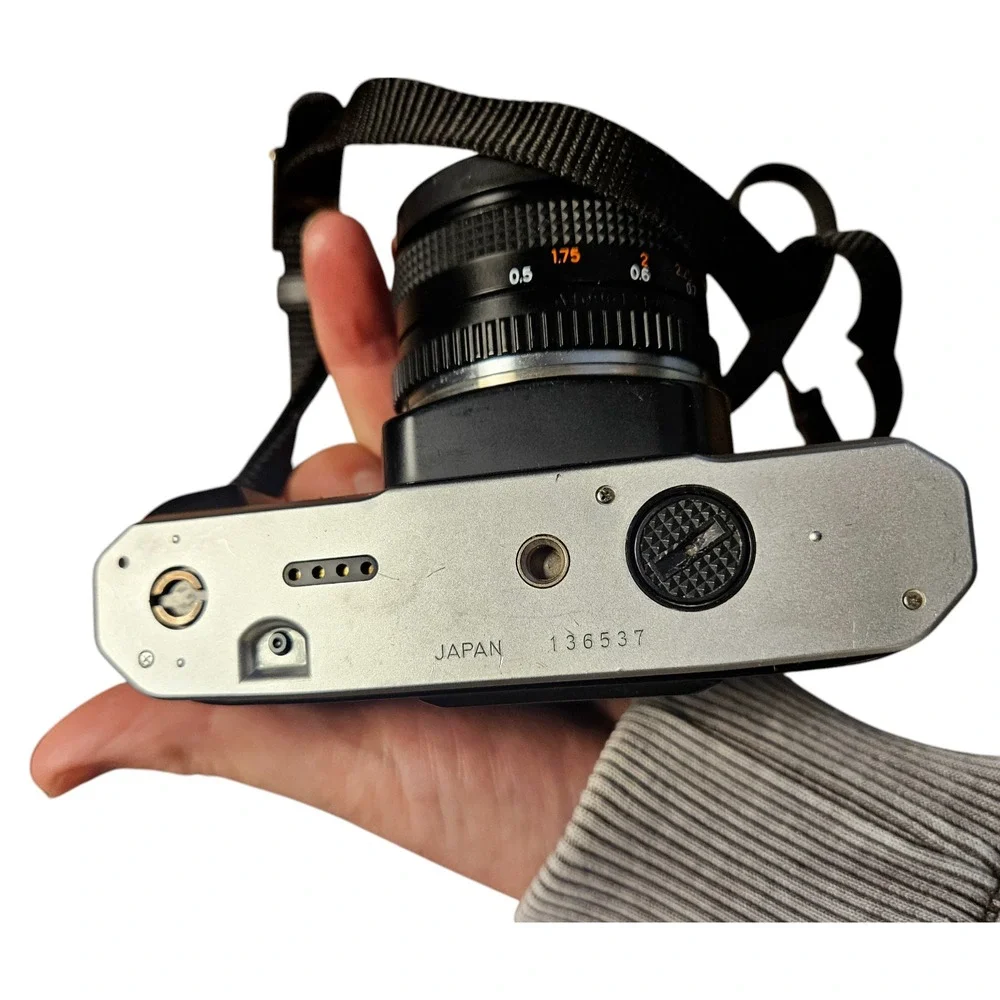 Vintage Yashica FX-103 Program 35mm SLR Camera with CS-20Z Auto Flash Retro‎
